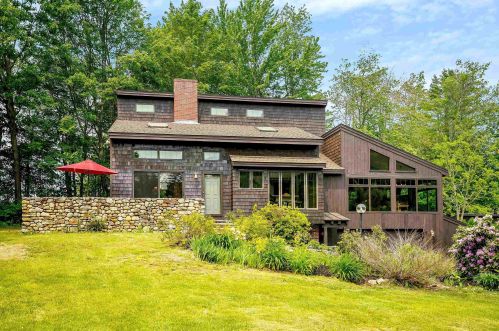 7 Wilton Rd, Mont-Vernon, NH 03057 exterior