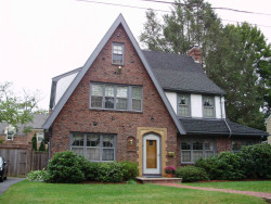 48 Arapahoe Rd, Newton, MA 02465 exterior