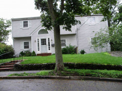 61 White Pine Rd, Newton, MA 02464 exterior