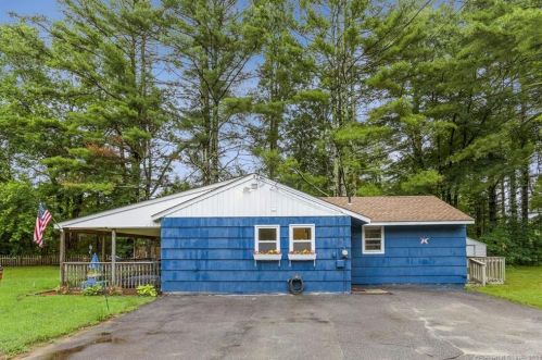 6 Martha Ave, Norwich, CT 06351 exterior