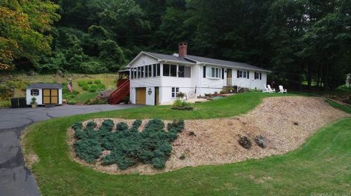 1551 Flanders Rd, Southington, CT 06489 exterior
