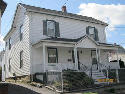 28 Clinton St, Newton, MA 02458 exterior