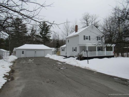64 Mercer Rd, Norridgewock, ME 04957 exterior