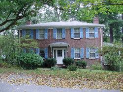 36 Byfield Rd, Newton, MA 02468 exterior