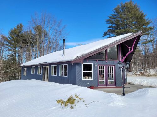 76 Ragged Mountain Rd, Danbury, NH 03230 exterior