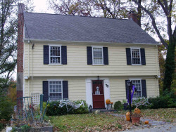 76 Garland Rd, Newton, MA 02459 exterior