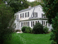 7 Avalon Rd, Newton, MA 02468 exterior