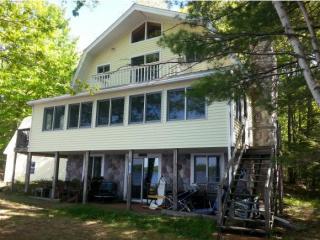 78 Shore Dr, Middleton, NH 03830 exterior