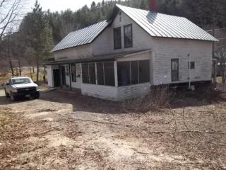 205 Sand Hill Rd, Bethel, VT 05032 exterior