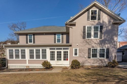 31 Hopedale St, Hopedale, MA 01747 exterior