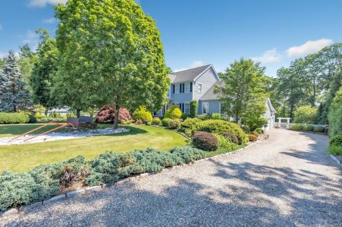 20 Hubbell Ln, Huntington, CT 06484 exterior