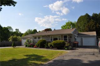 34 Beacon Manor Cir, Union-City, CT 06770 exterior