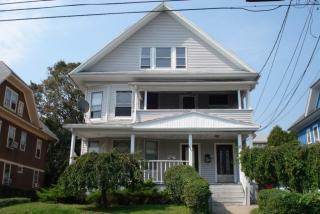 293 Judson Pl, Bridgeport, CT 06610 exterior