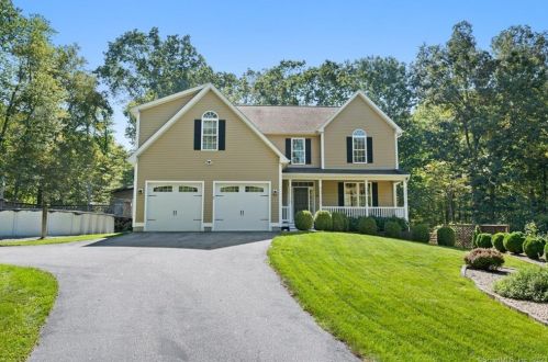24 Sandy Hollow Rd, Gales-Ferry, CT 06339 exterior