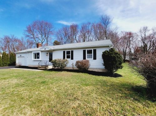 68 Bourbon St, Wapping, CT 06074 exterior