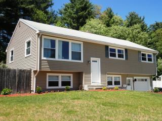 30 Cox St, Nashua, NH 03064 exterior