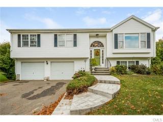 2 Clifford Dr, Ansonia, CT 06401 exterior