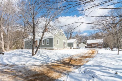 161 Bear Hill Rd, Loudon, NH 03307 exterior