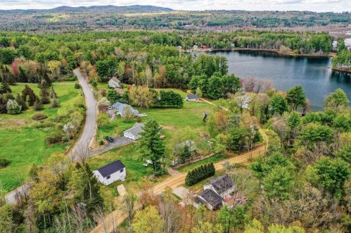 21 Coons Point Rd, Belmont, NH 03220 exterior