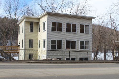 114 Mount Vernon Ave, Augusta, ME 04330 exterior