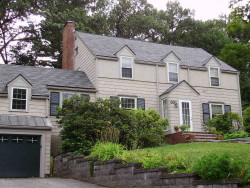 30 Brush Hill Rd, Newton, MA 02461 exterior