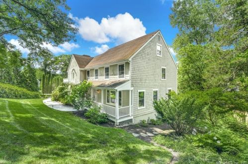 109 Garibaldi Ln, New-Canaan, CT 06840 exterior