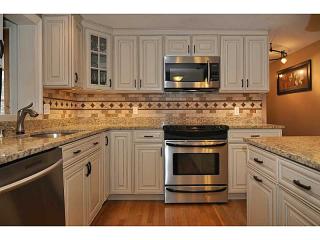 42 Colvintown Rd, Coventry, RI 02816 exterior