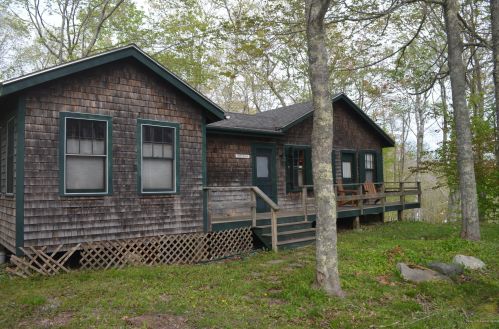 57 Bay St, Boothbay Harbor, ME 04538 exterior