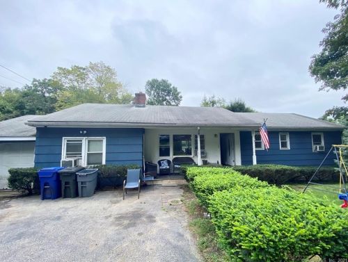 70 Rocks Rd, Norwalk, CT 06851 exterior