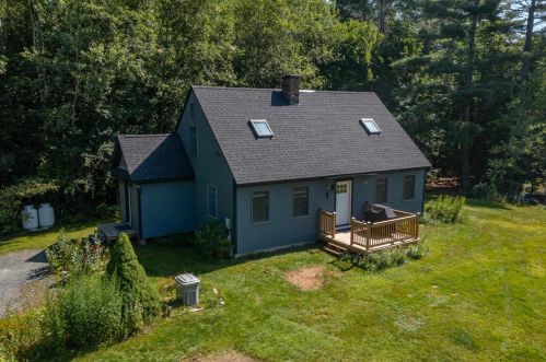 5 Linsey Ln, Warren, NH 03279 exterior