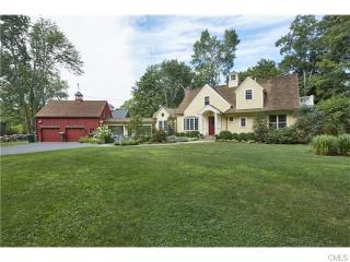 48 Olmstead Ln, Ridgefield, CT 06877 exterior