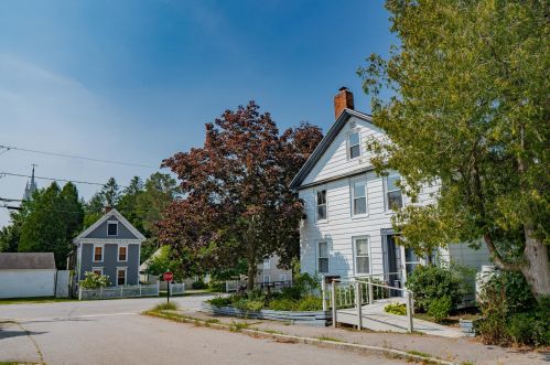 6 Garden St, Bath, ME 04530 exterior