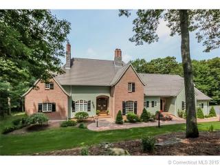 158 Ridge Rd, Glastonbury, CT 06033 exterior