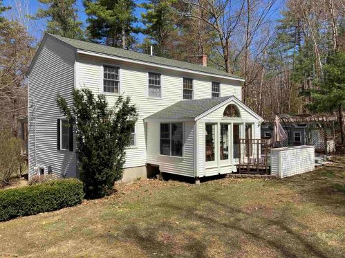 732 Pembroke Rd, Pembroke, NH 03275 exterior