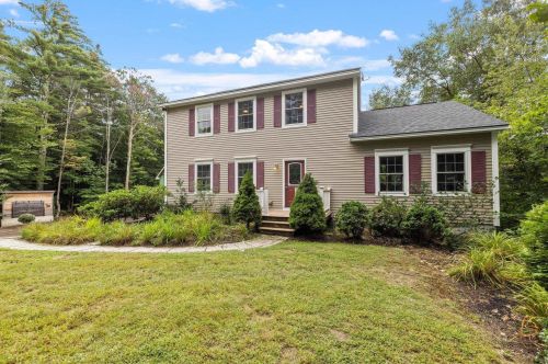 76 Kings Hwy, New-Durham, NH 03855 exterior