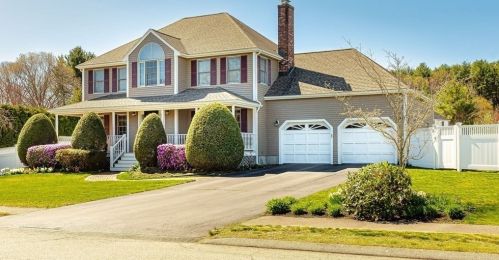 11 Bluejay Cir, Stoughton, MA 02072 exterior