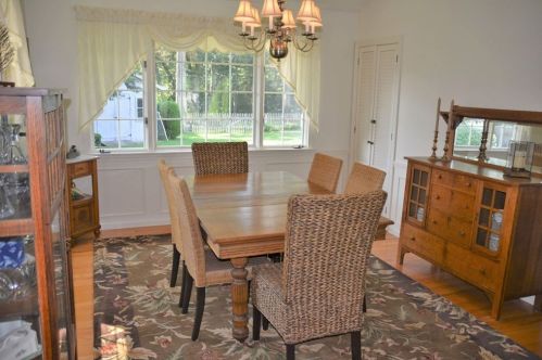 60 Zephyr Dr, Westfield, MA 01085 exterior