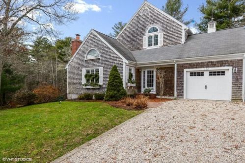 102 Rosemary Ln, Centerville, MA 02632 exterior