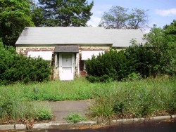 134 Spiers Rd, Newton, MA 02459 exterior