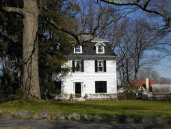 161 Highland Ave, Newton, MA 02465 exterior