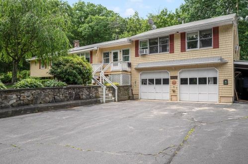 865 Snake Hill Rd, Burrillville, RI 02830 exterior