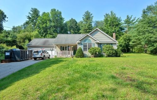 38 Long Hill Rd, Brookfield, MA 01506 exterior