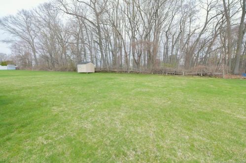 23 Dally Farm Rd, Windsor, CT 06095 exterior