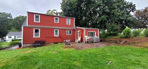 15 Cardinal Ln, Waterbury, CT 06708 exterior