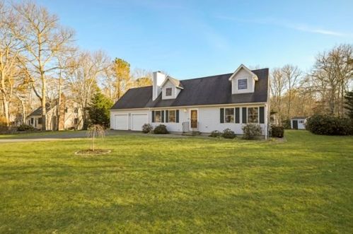 34 Nauset St, Sandwich, MA 02563 exterior