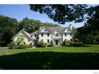 7 Elliot Ln, Westport, CT 06880 exterior