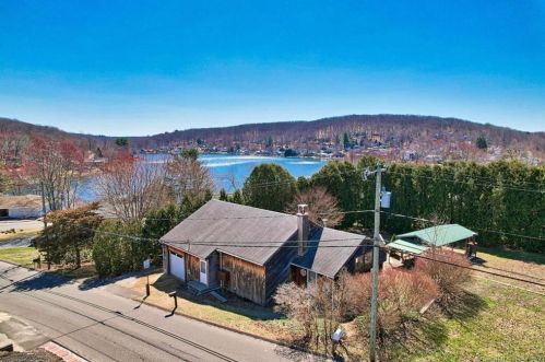 6 Lake Plymouth Blvd, Plymouth, CT 06782 exterior