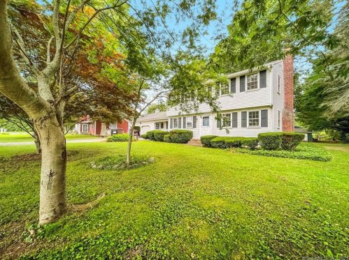 112 Chapel Rd, Wapping, CT 06074 exterior