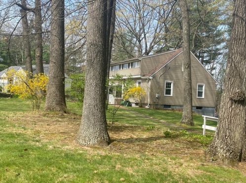 267 Valley View Dr, Westfield, MA 01085 exterior