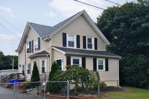 24 Blinns Ct, Taunton, MA 02780 exterior
